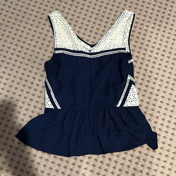 Greylin Top - Picture 3 of 4